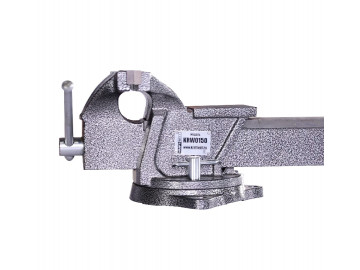 Тиски слесарные вращающиеся 150 мм KraftWell KRW0150